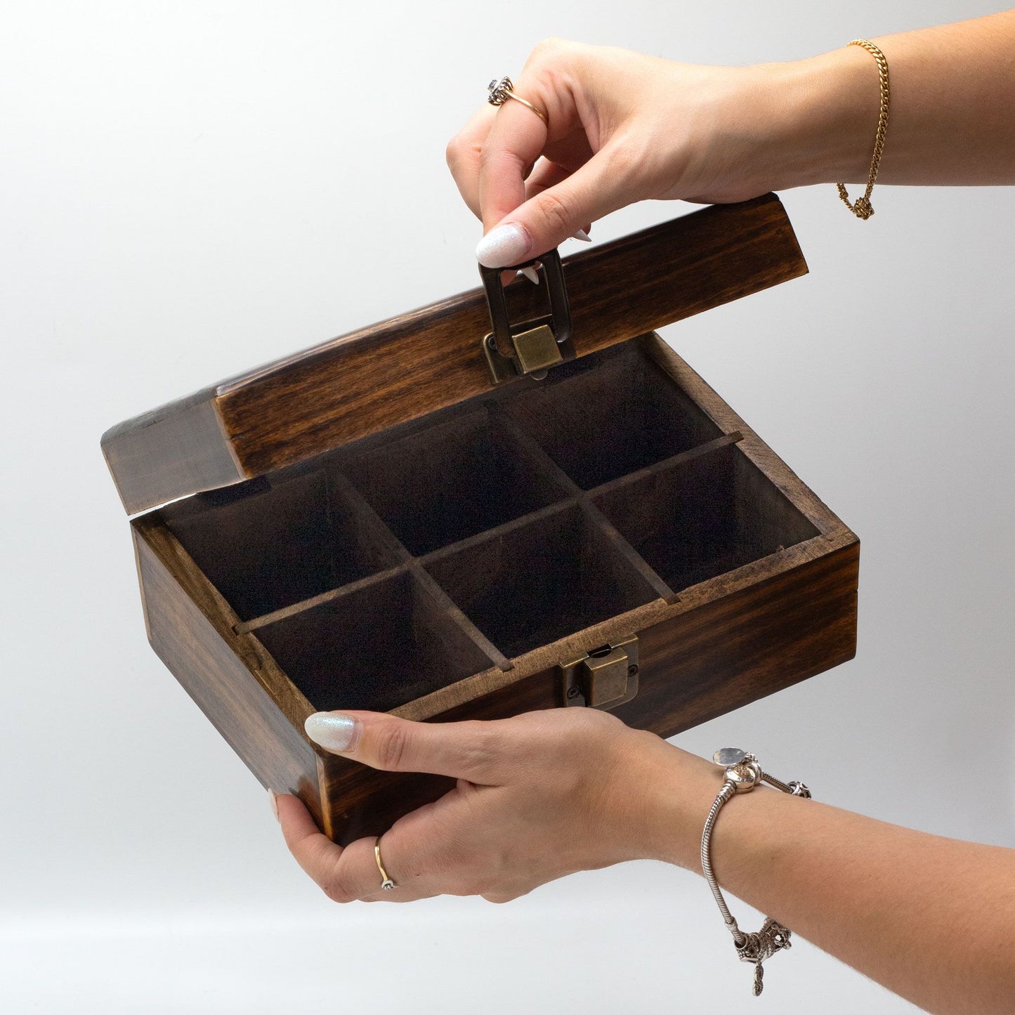 Mango Carved Tea Box - Medium